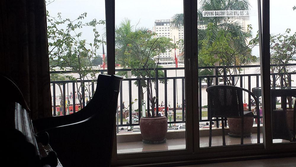Bougainvillier Hotel Phnom Penh Ngoại thất bức ảnh