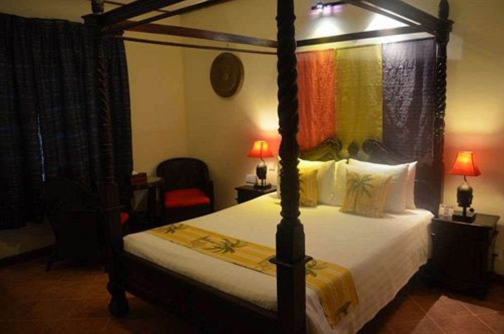 Bougainvillier Hotel Phnom Penh Ngoại thất bức ảnh