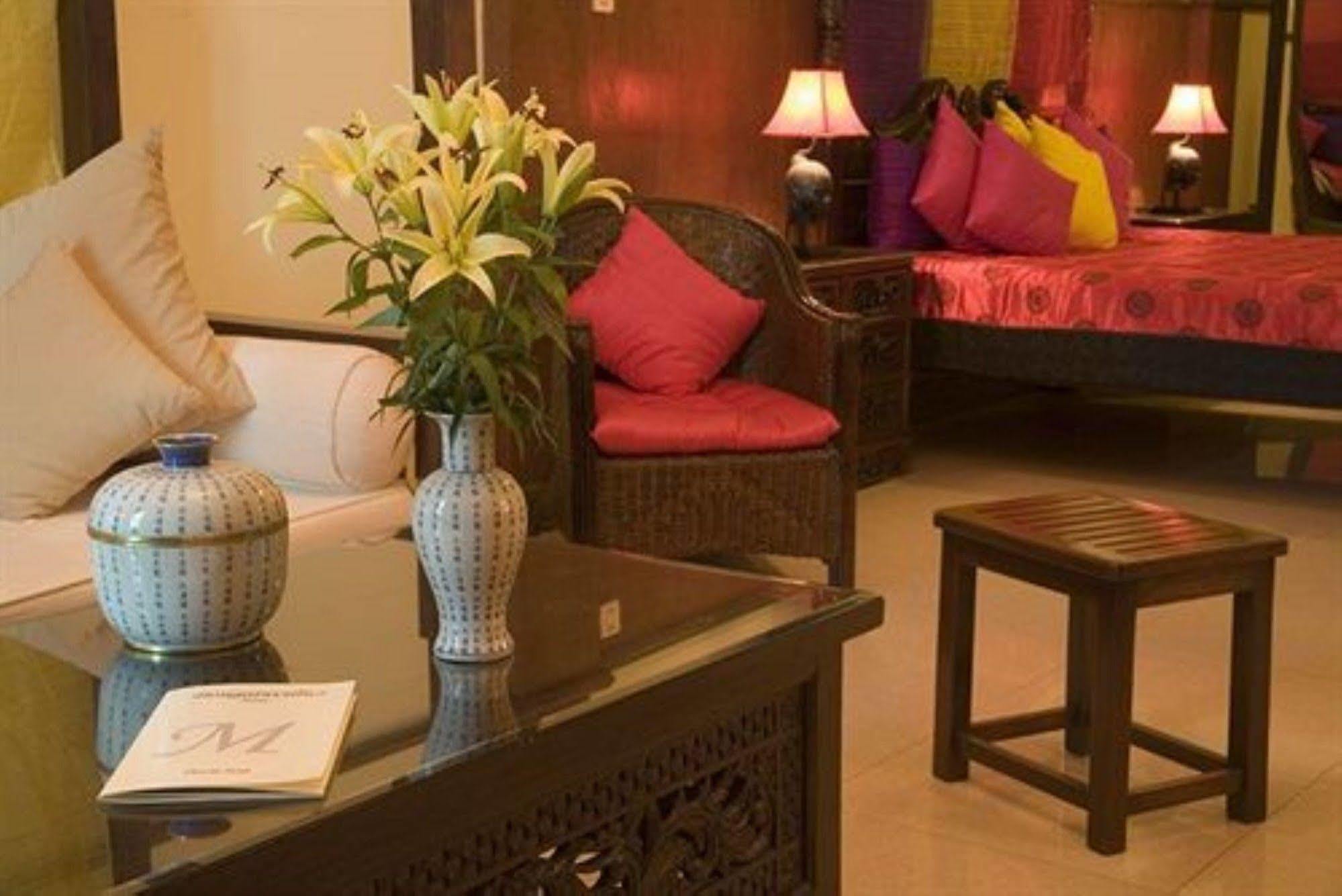 Bougainvillier Hotel Phnom Penh Ngoại thất bức ảnh