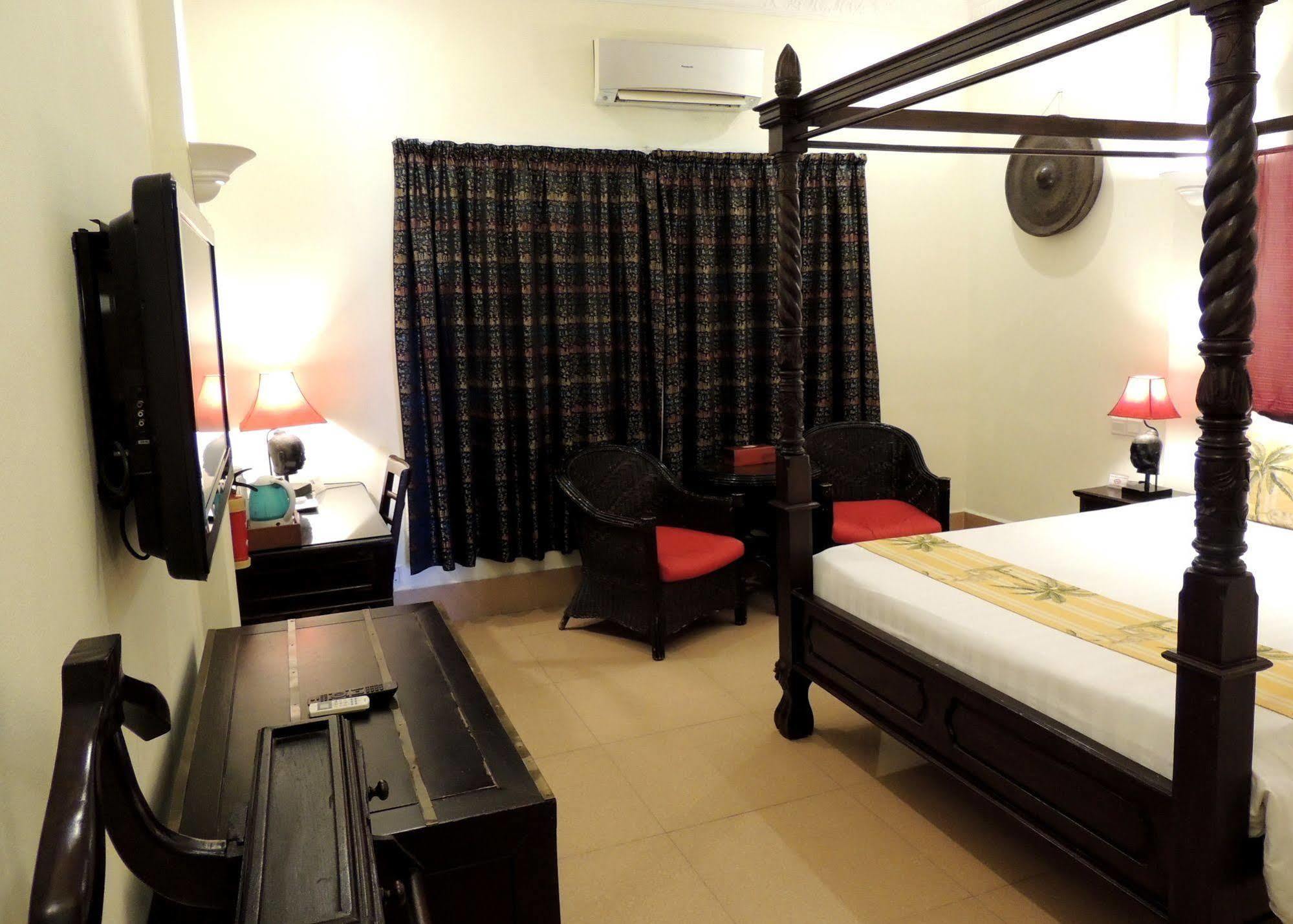 Bougainvillier Hotel Phnom Penh Ngoại thất bức ảnh